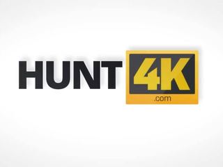 Hunt4k. baik hati damsel dengan kecil mungil tubuh wahana keras tusukan untuk uang tunai