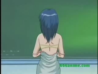 Hentai särdrag går hård upp när poserar naken för en drawing klass