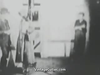 Painter förför och fucks en singel mademoiselle (1920s tappning)