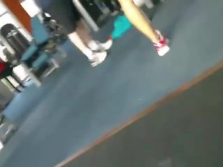 Styggt perv buddy i den gym