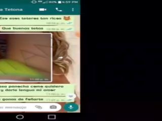 Saya mengelola untuk meyakinkan saya teman sekerja untuk pergi di depan sebuah mulia video call&comma; dia menunjukkan saya dia besar tetek dan masturbed dengan sebuah penis buatan untuk saya