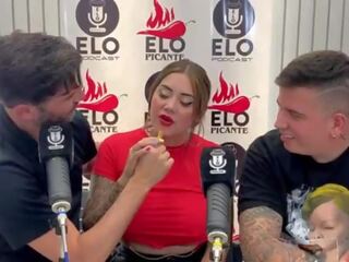 Entrevista con elo podcast termina en una mamada y mucho sperma - sara blond - elo picante