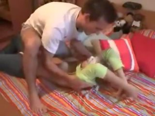 Tidur dewasa film dengan saya bayi