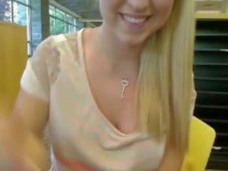 Tasha no www.mysluttycams.com strūkla uz bibliotēka vakar