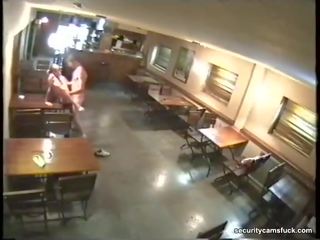 Securitate camera capturile de cuplu în bar