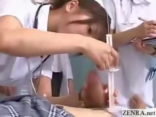جبهة مورو اليابان medico instructs الممرضات في لائق وظيفة اليد