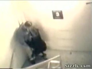 Başlyk fucks his kätib in the stairway