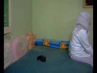 1st silit adult movie with his arab gf on hidden cam