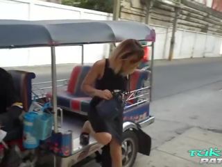 Tuktukpatrol i madh gji tajlandeze enchantress vetëm fucks i madh johnson