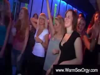 Strippers taking advantage of hard up eşikli heleý, ýalaňaç erkek girls