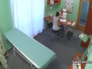 Slim honey fucked therapist in rumah sakit